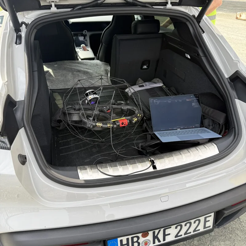 Flyability ELIOS 33 Drohne im kofferraum deutschlandweit unterwegs